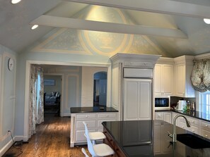 Fridge, microwave, oven, stovetop - Lovely 4-bedroom estate in brilliant Owings Mills
23 miles from John Hopkins (Owings Mills)