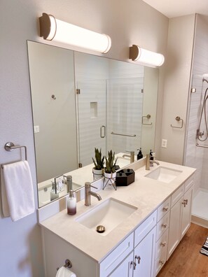 Hair dryer, towels, soap, shampoo