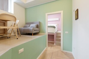 1 bedroom, iron/ironing board, WiFi