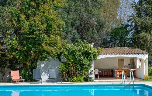 Beautiful home in Miramas