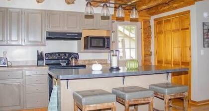 Colgate Cabin #6, Lake Moraine Home #6 Near Colgate University