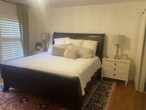 5 室のベッドルーム、アイロン / アイロン台、WiFi、ベッドシーツ