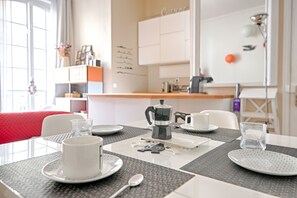 Dining - Studio Loft des Combes - Welkeys (Paris)