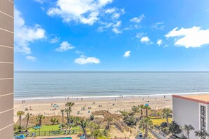 Beach nearby - Beautifully Updated 1 Bedroom Suite! Sand Dunes Room 2746 (Myrtle Beach)