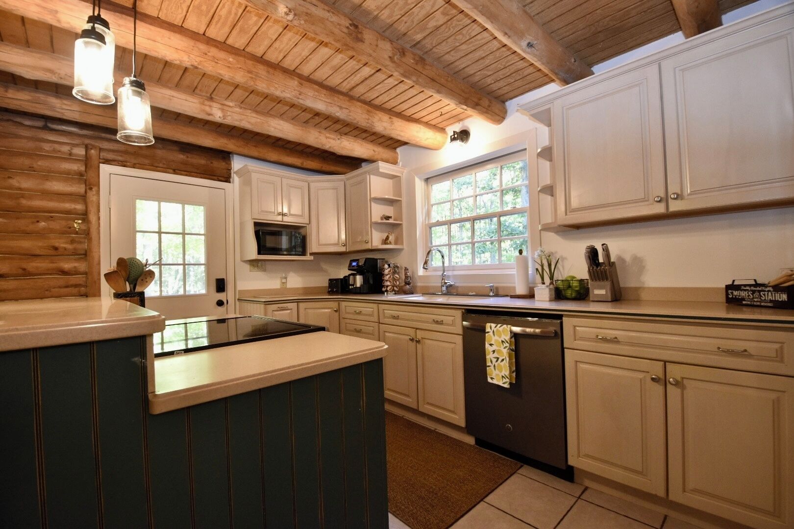 冰箱、微波炉、烤箱、炉灶