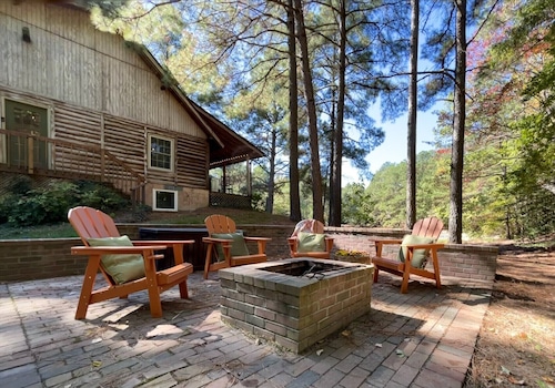 Escape to Nature at Wales Family Cabin