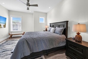 4 bedrooms, iron/ironing board, free WiFi, bed sheets