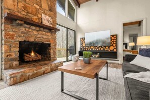 Smart TV, fireplace, offices