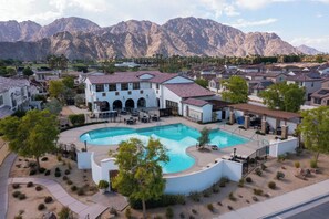 A heated pool - PGA West-Catching Sunsets-3bd 2ba in Signature (La Quinta)