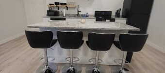 The Lux- Cozy 2-bedroom apartment with AC and WiFi in enjoyable Bonne Terre