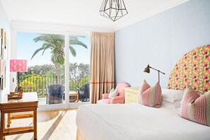 Superior Room (Ocean) | Egyptian cotton sheets, premium bedding, down duvets, pillow-top beds - Halcyon House (Cabarita Beach)