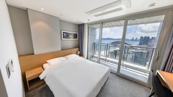 Standard Double Ocean | Quartos à prova de som, Wi-Fi de cortesia, roupa de cama