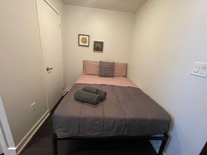 Deluxe Single Room - Marina Bay Residences (Dubai)