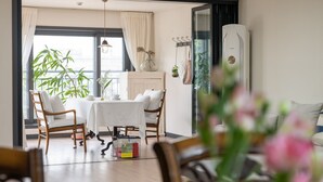 Basic Room, 2 Bedrooms (Hwangnam Inn Cottage) | 1 bilik tidur, Wi-fi percuma 