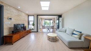 Basic Room, 2 Bedrooms (Hwangnam Inn Cottage) | 1 bilik tidur, Wi-fi percuma 