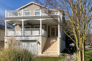 Exterior detail - Bethany Beach luxury coastal retreat - blocks from downtown, beach & EV charger (Bethany Beach)