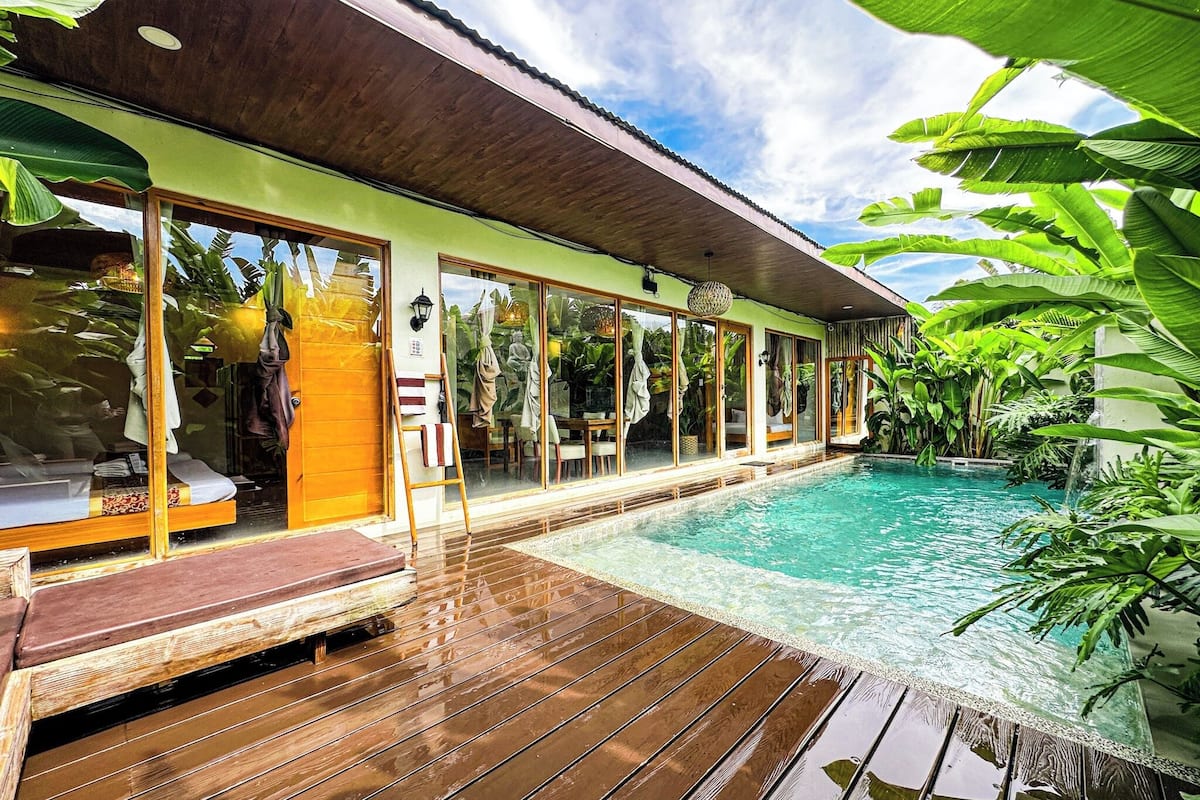 Prime Villa (2 Rooms) | Egyptian cotton sheets, premium bedding, memory foam beds, free WiFi