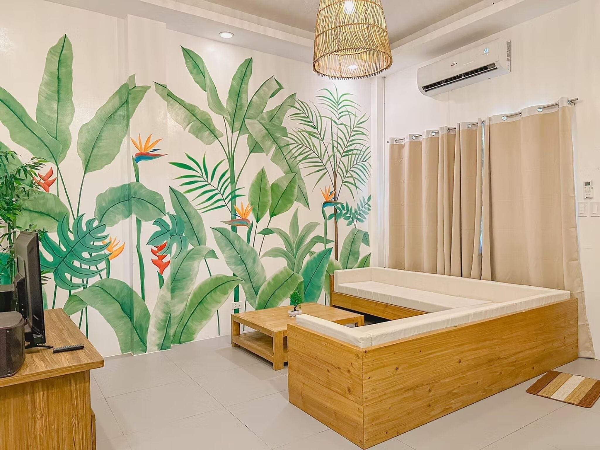 Grand Villa 1 | Egyptian cotton sheets, premium bedding, memory foam beds, free WiFi