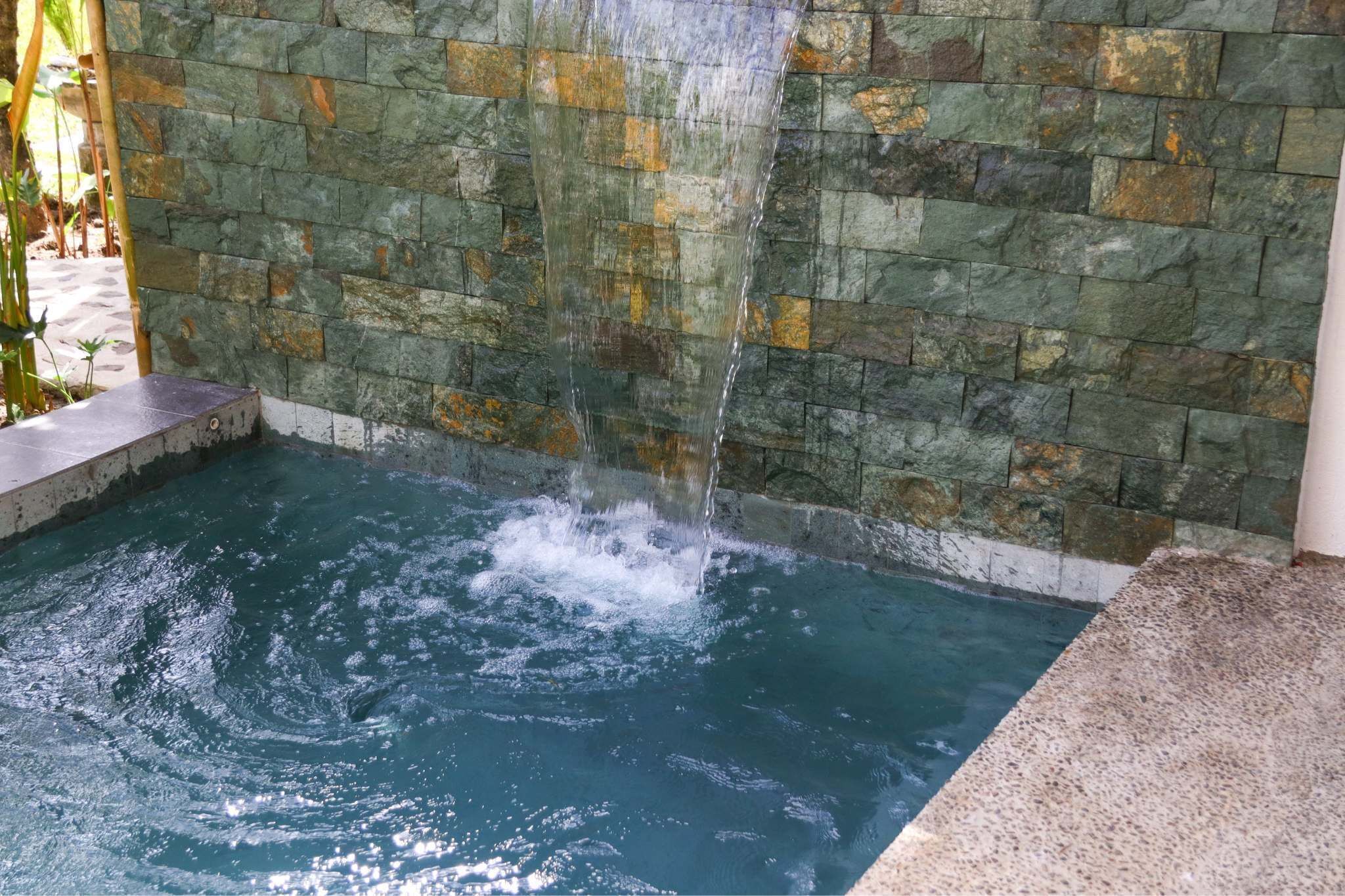 시그니처룸 | 이집트산 면 시트, 고급 침구, 메모리폼 침대, 무료 WiFi