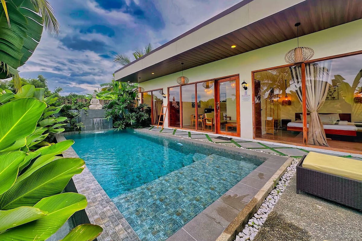 Prime Villa 2 | Egyptian cotton sheets, premium bedding, memory foam beds, free WiFi