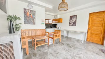 Egyptian cotton sheets, premium bedding, memory foam beds, free WiFi