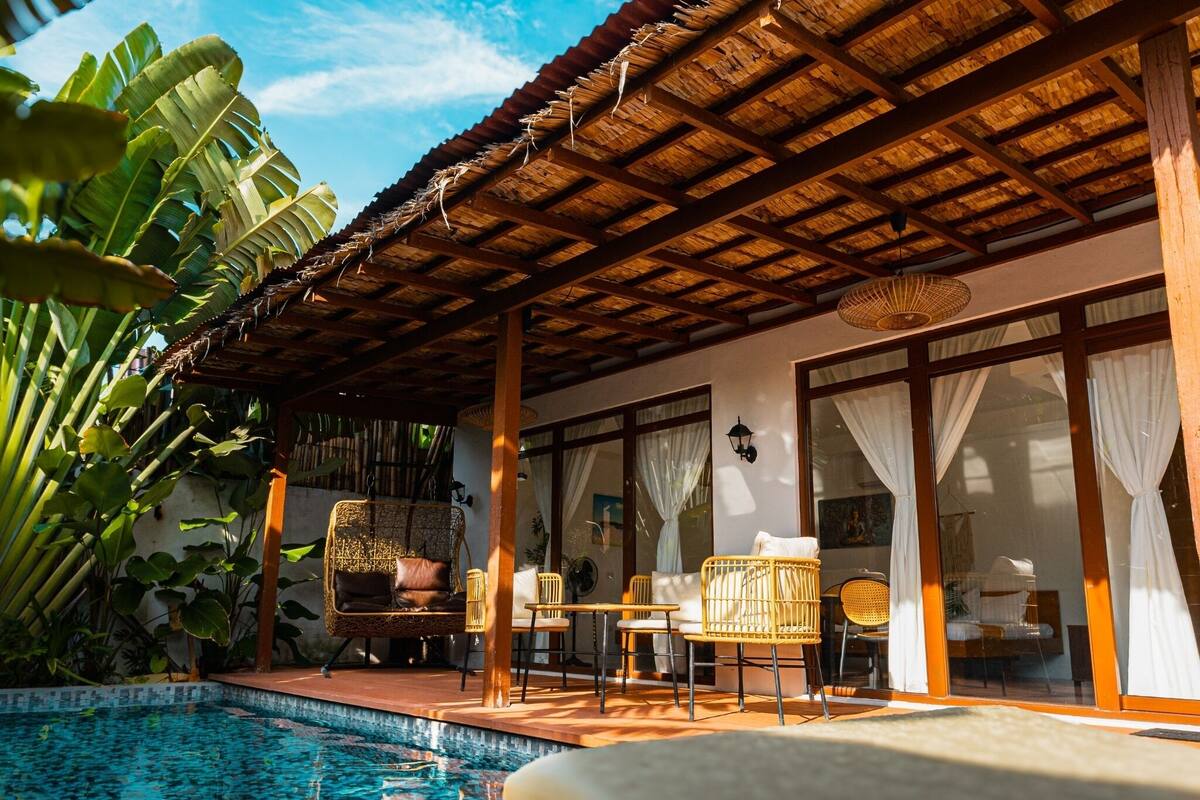 Prime Villa 1 | Egyptian cotton sheets, premium bedding, memory foam beds, WiFi (free)