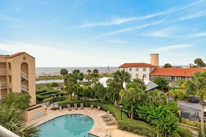 Pool - Enjoy Full Resort Access and Ocean Views at KP478. (Saint Simons Island)