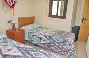 2 bedrooms, iron/ironing board - Apartment Reyes, in Conil de la Fra. (Conil de la Fra.)