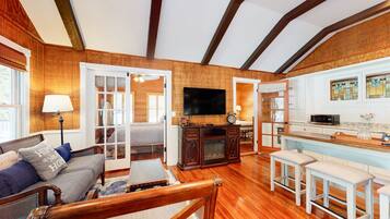 Télévision, livres, chaßne hi-fi