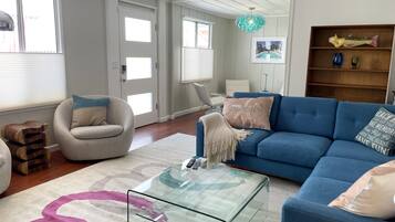 Smart TV, tenis de mesa y libros