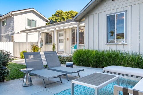 Historic Estate in La Jolla Village Near Beach with 7,000 SF Private Yard