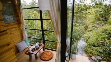 Basic Double Room | Iron/ironing board, free WiFi, bed sheets