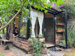 Kahden hengen perushuone | Oleskelualue