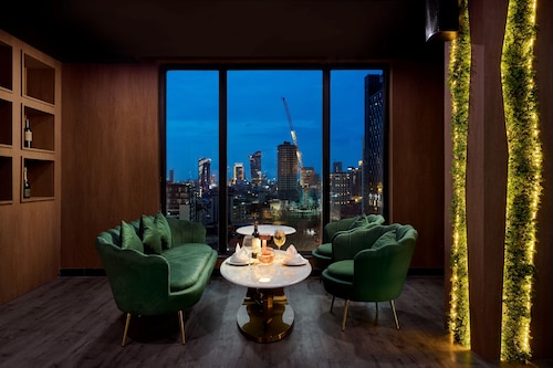 Caravan Hotel by EHM