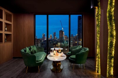 Caravan Hotel by EHM