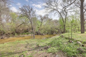 Property grounds - Riverside Texas Retreat w/ Wraparound Porch! (Thorndale)