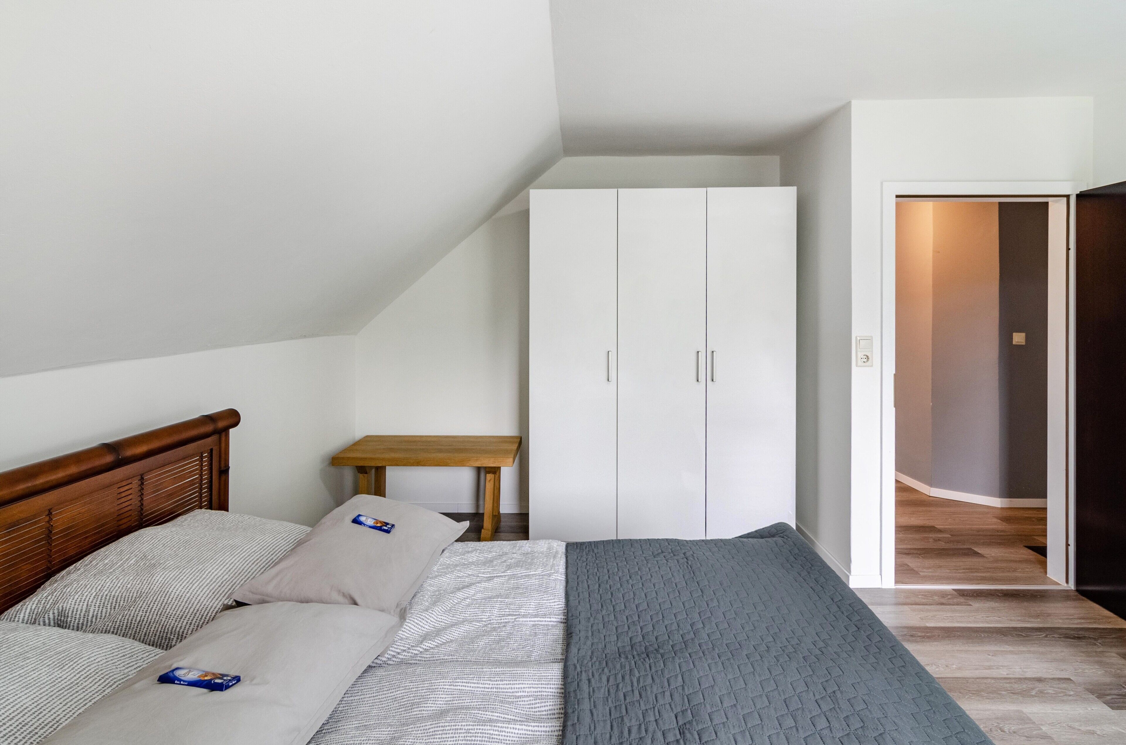 3 quartos, Wi-Fi de cortesia, roupa de cama