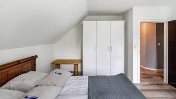 3 quartos, Wi-Fi de cortesia, roupa de cama