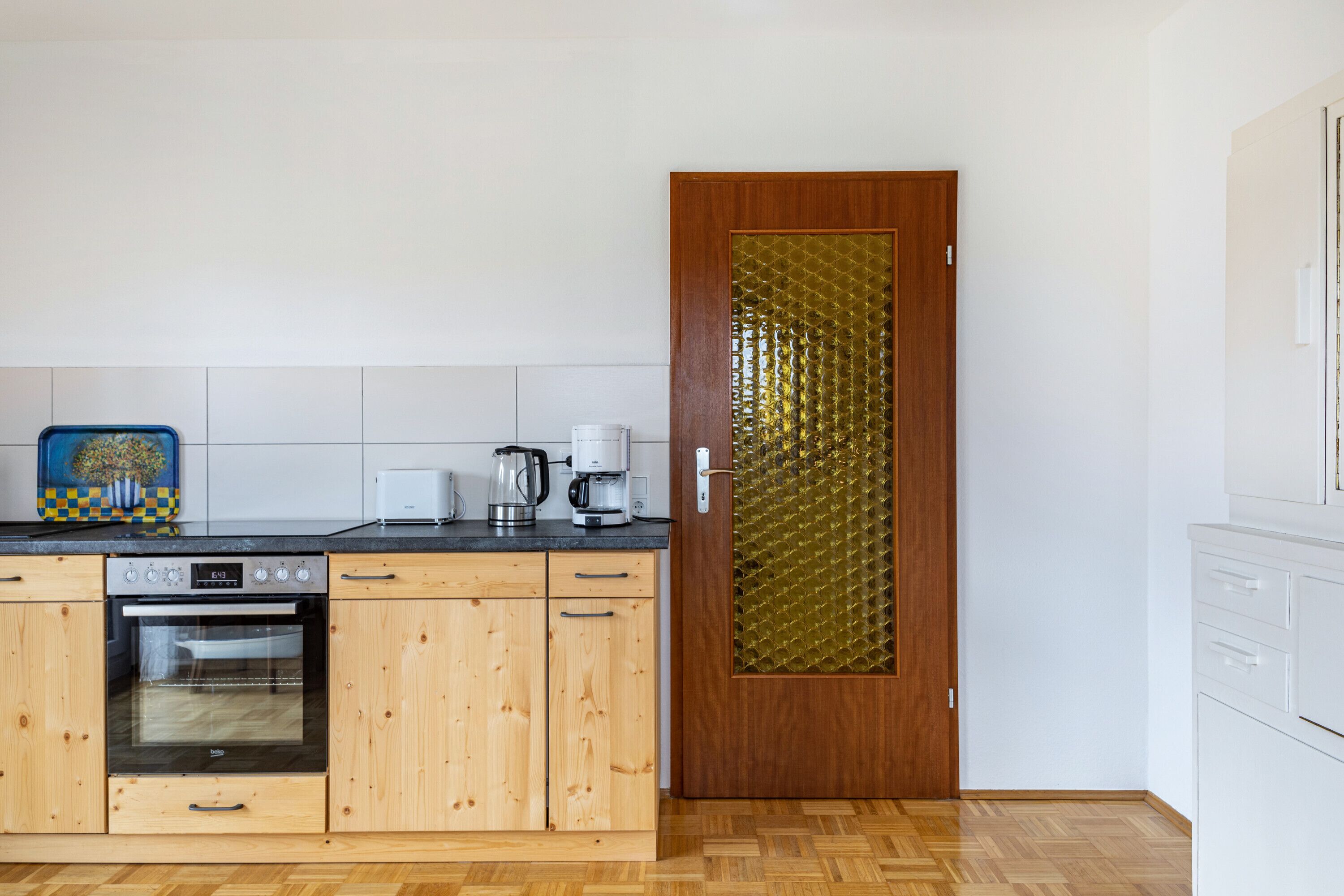 Kühlschrank, Ofen, Herdplatte, Geschirrspüler