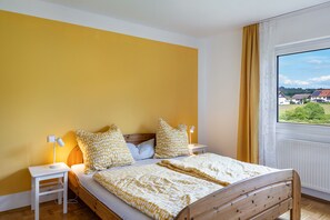 3 Schlafzimmer, kostenloses WLAN, Bettwäsche