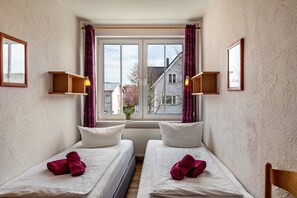 2 makuuhuonetta, ilmainen Wi-Fi, vuodevaatteet