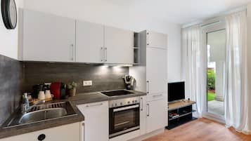 Kühlschrank, Ofen, Herdplatte, Geschirrspüler