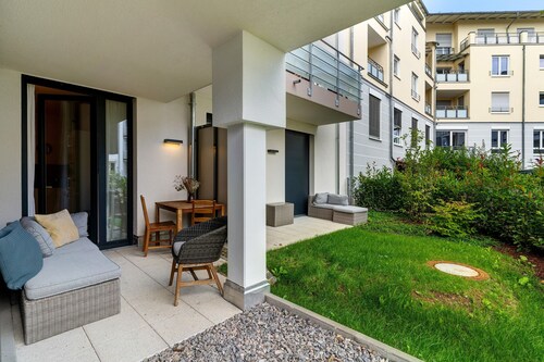Studio-Apartment 'Km Style Nr 1' mit privater Terrasse und WLAN