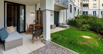 Studio-Apartment 'Km Style Nr 1' mit privater Terrasse und WLAN