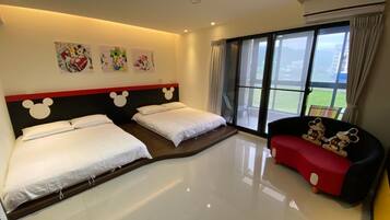 Comfort Quadruple Room, Mountain View | Free WiFi