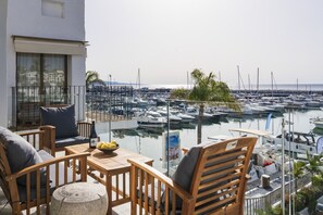 Outdoor dining - 243-Fully Renovated-Puerto Banus Marbella Front Line Penthouse (Marbella)