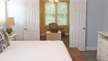 4 chambres, fer et planche Ă repasser, Wi-Fi, draps fournis