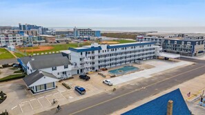 Exterior - 6109 Atlantic Ave, Unit 403 - The Cape Cod (Wildwood)