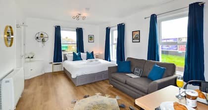 Clarabel Studio Apartment - Stayseekers