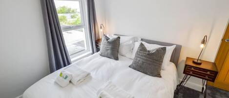 1 Schlafzimmer, Bügeleisen/Bügelbrett, Reisekinderbett, WLAN